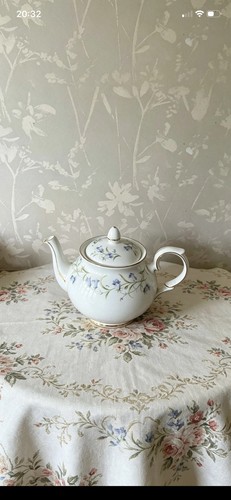 Duchess bone china teapot - duchess,
