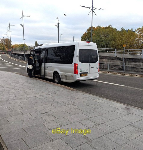 Photo 6x4 minibus - minibus, in
