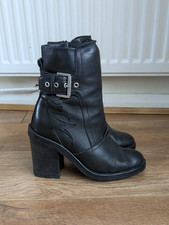 GORGEOUS TOPSHOP BLACK LEATHER
