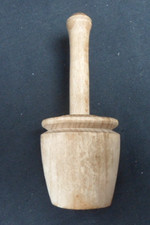 ANTIQUE / VINTAGE WOODEN