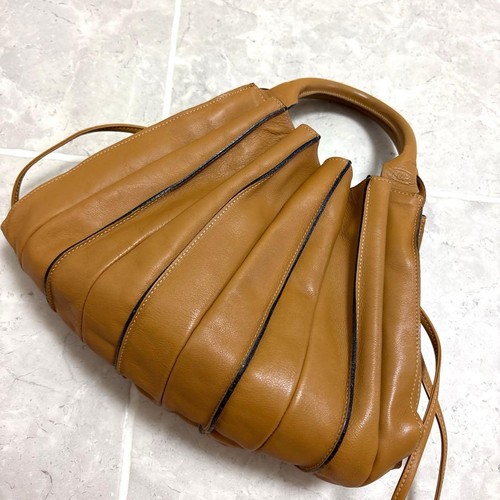 Lupo barcelona handbag - handbag, tote