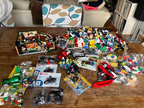 Lego friends central - lego,