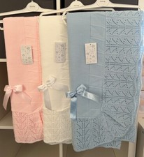 NEWBORN KNITTED SHAWL BABY GIRL BOY SPANISH WHITE BLUE PINK BOW BLANKET WRAP