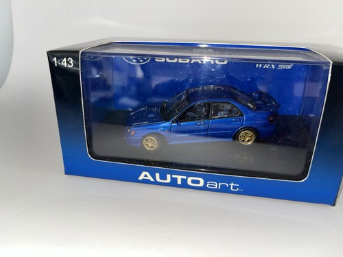 Autoart 58642 2001 - 2001, blue
