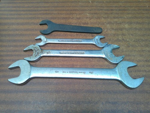 Assorted britool - 4,