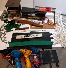 Scalextric Garage Pit Stop Trackside Building Vintage 1960s job lot 