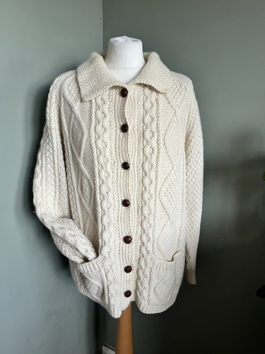 Women hand knit - hand, aran