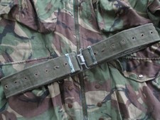 real BRITISH ARMY / PARACHUTE