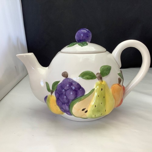 Rayware country kitchen teapot - country,