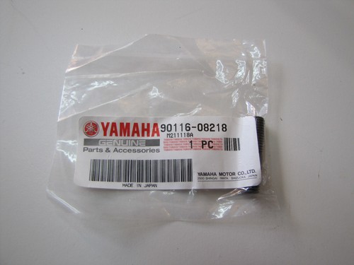 Yamaha bolt stud 90116 08218 - yamaha, stud,
