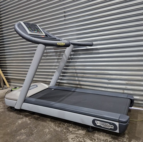 Technogym jog 500 treadmill - jog,