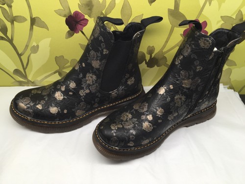 John lewis westland boots - john, nwt