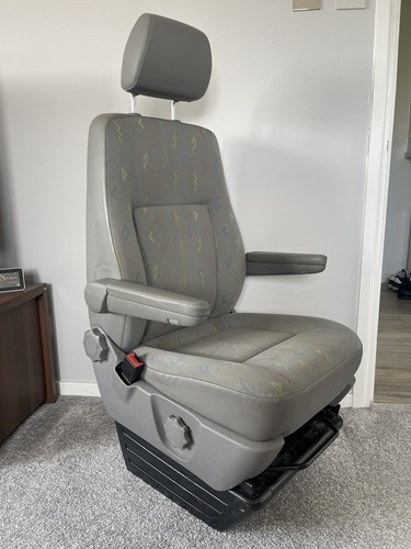 T6 front passenger - t5.1,