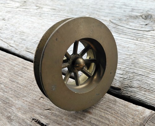 Vintage solid brass - brass, 2"