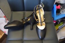 Black Capezio x-strap BR09