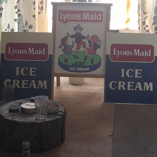 Set lyons maid - a, cream