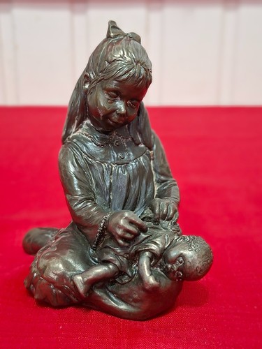 Vintage heredities cold cast - heredities,