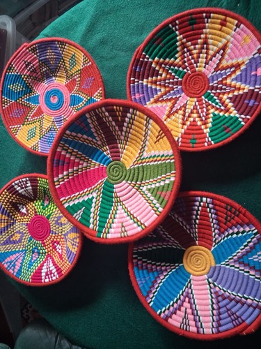 Set handwoven - of,