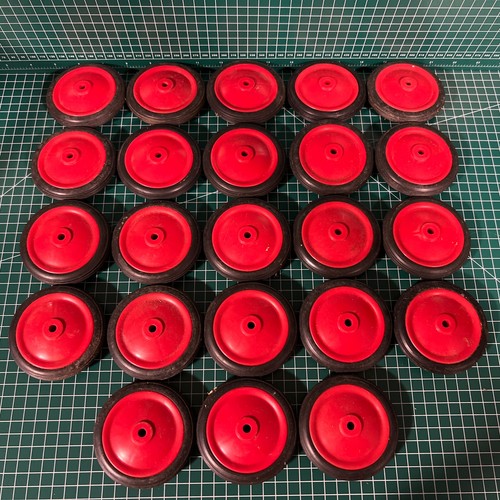 Model car train wheels - /,