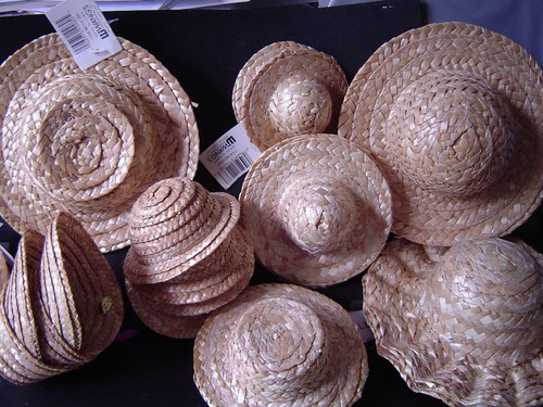 Vintage dolls summer wicker - ,