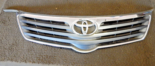 Genuine 2009 toyota avensis - genuine,