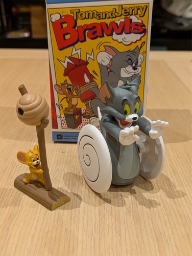 Tom and jerry brawls 52toys - tom,