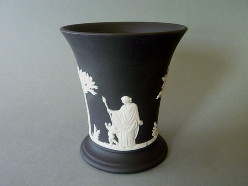 Wedgwood jasperware black vase - wedgwood,