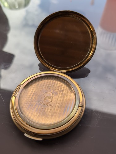 Vintage stratton powder - stratton,