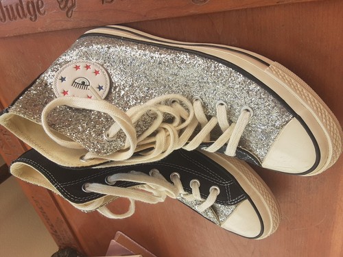 Converse bling limited - ,