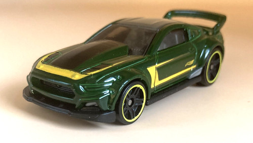 Hot wheels custom ford - '15,