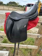 Equipe Dr Olympia Dressage Saddle 17 Inch Medium +1 Black Really Good Condition