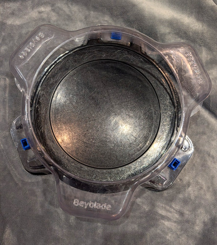 Beyblade b33 arena - 33,