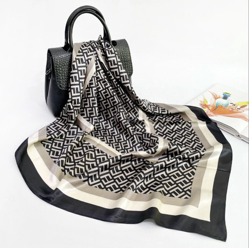 Large square head neck - square, scarf