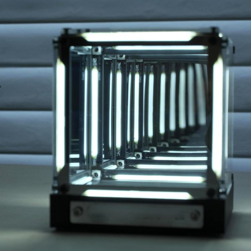 White infinity mirror cube - white, 4d