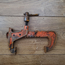 Carver Clamp