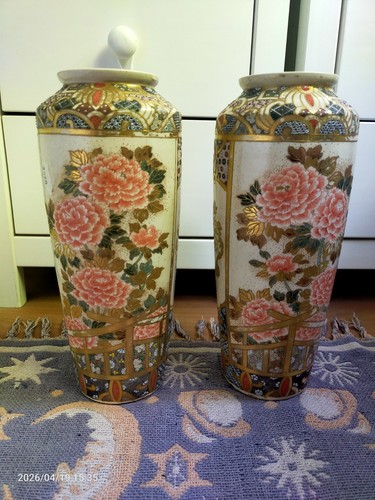 Japanese satsuma vases - japanese,