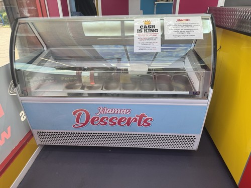 Ice cream freezor - pan, scoop