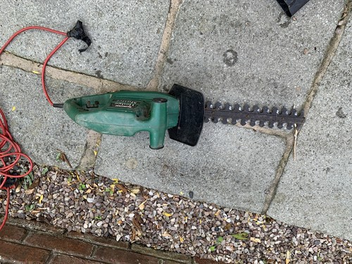 Qualcast hedge trimmer ins - hedge, 19