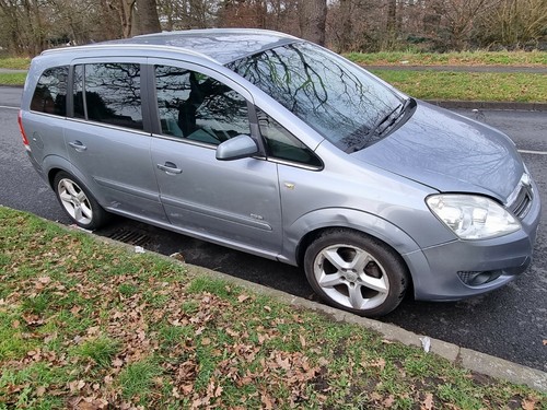 Vauxhall zafira 8 petrol - vauxhall, b