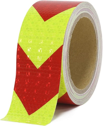 Red lime arrow - &,