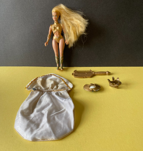 Vintage golden girl - girl, 1984