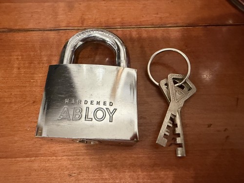 Abloy padlock with keys - padlock, 2