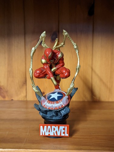 Scarlet spider mini statue - scarlet,