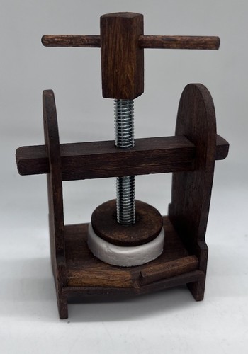 Dolls house artisan - dolls,