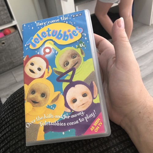 Teletubbies here come - teletubbies:,