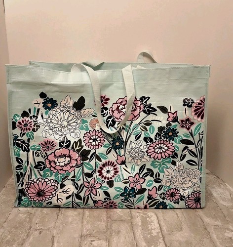 Vera bradley market tote - bradley,