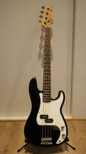 Squier by Fender Affinity P