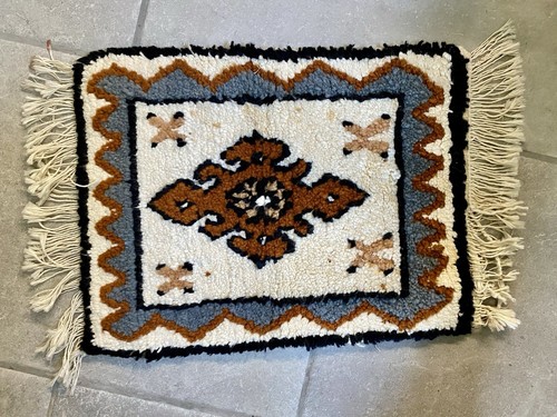 Vintage latch hook mini rug - vintage,