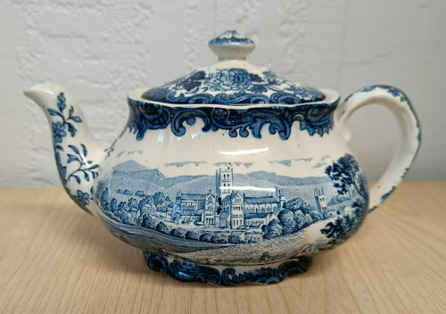 Palissy pottery staffordshire - palissy,