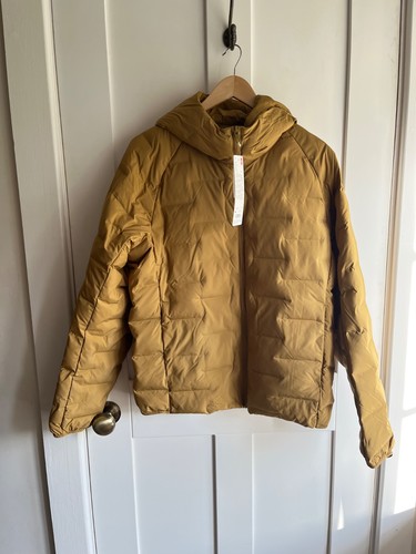 Bnwt uniqlo men size - bnwt, men’s